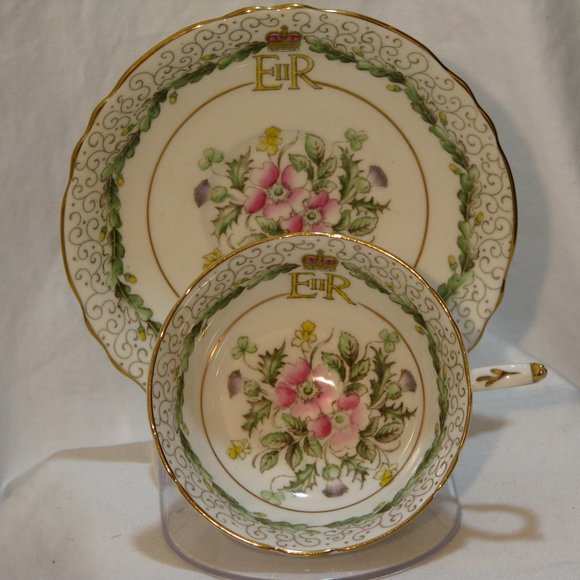 Paragon Coronation of Queen Elizabeth II Cup and Saucer - Picture 1 of 5